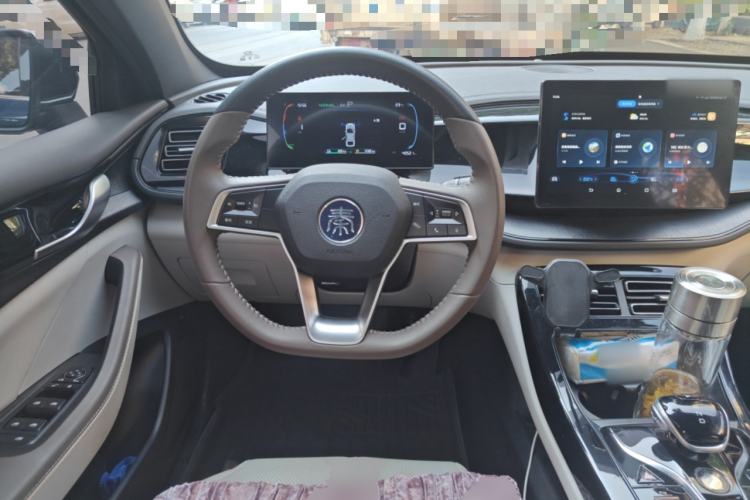 Used BYD Qin PLUS 2023 Champion Edition DM-i 55KM Leading Model Steering Wheel