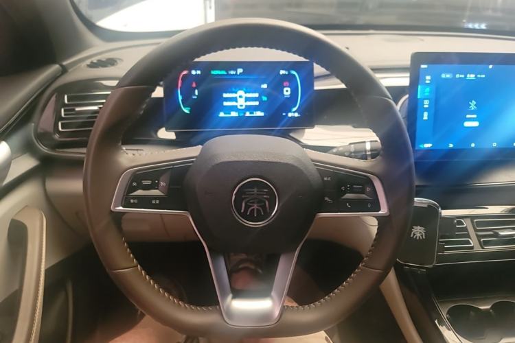 Used BYD Qin PLUS 2023 Champion Edition DM-i 55KM Leading Model Steering Wheel