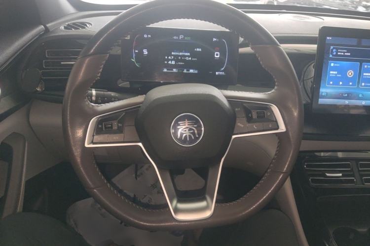 Used BYD Qin PLUS 2023 Champion Edition DM-i 55KM Leading Model Steering Wheel