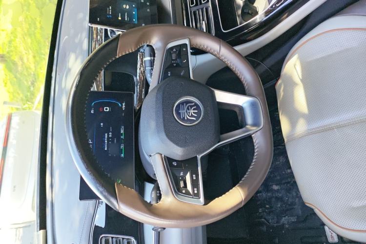 Used BYD Qin PLUS 2023 Champion Edition DM-i 120KM Leading Model Steering Wheel