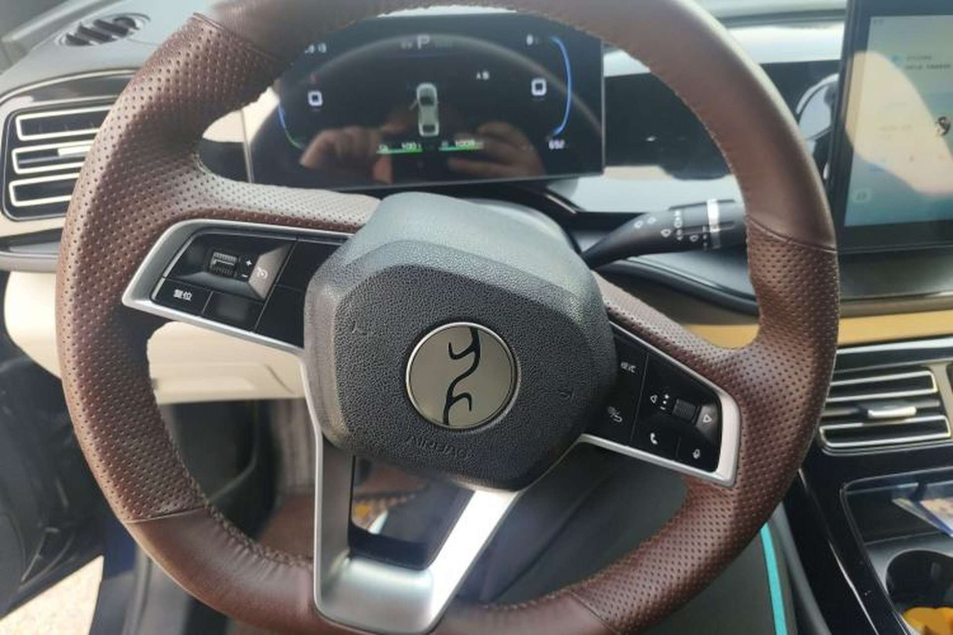 Used BYD Qin PLUS 2023 Champion Edition DM-i 55KM Leading Model Steering Wheel