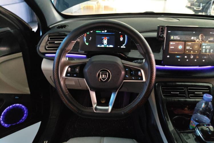 Used BYD Qin PLUS 2023 Champion Edition DM-i 55KM Leading Model Steering Wheel