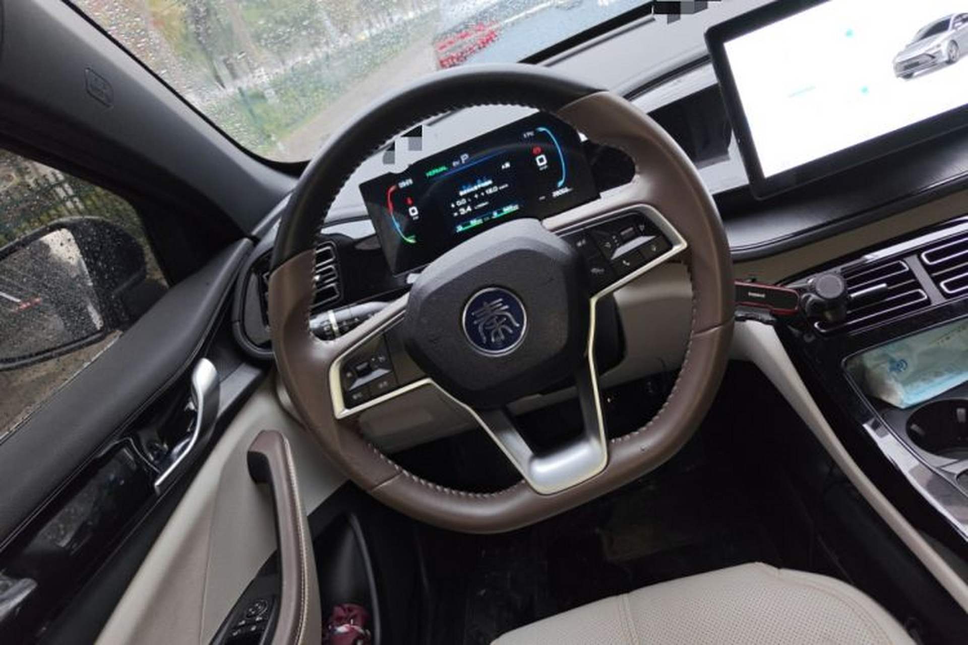 Used BYD Qin PLUS 2023 Champion Edition DM-i 55KM Leading Model Steering Wheel