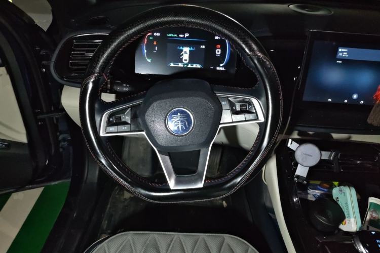 Used BYD Qin PLUS 2023 Champion Edition DM-i 55KM Leading Model Steering Wheel
