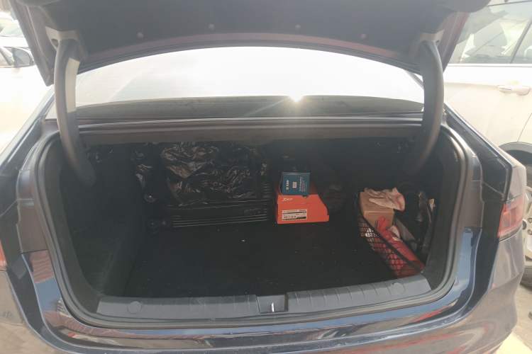 Used BYD Qin PLUS 2023 Champion Edition DM-i 55KM Leading Model Trunk