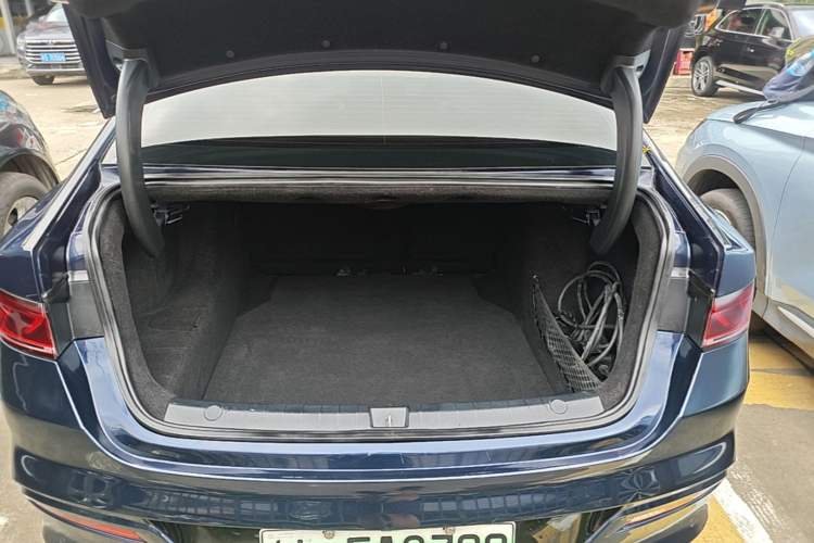 Used BYD Qin PLUS 2023 Champion Edition DM-i 55KM Leading Model Trunk