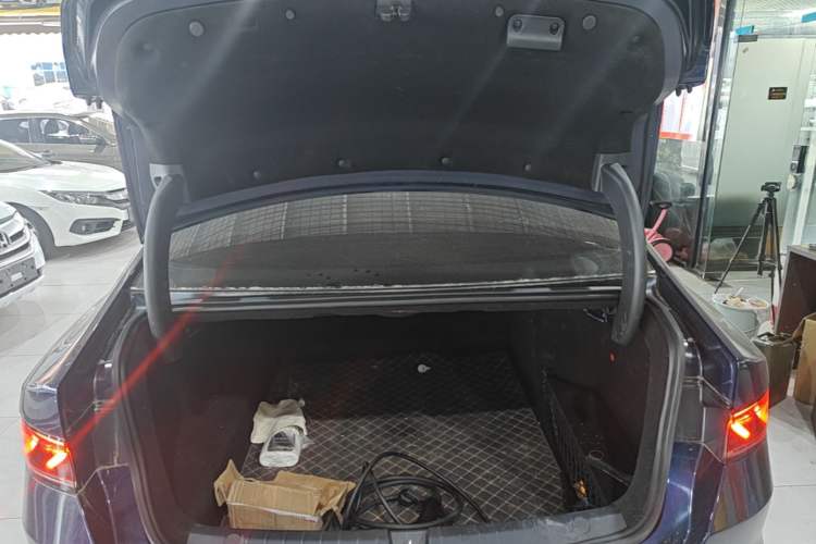 Used BYD Qin PLUS 2023 Champion Edition DM-i 120KM Leading Model Trunk