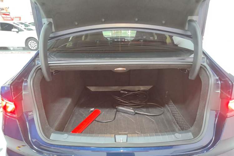 Used BYD Qin PLUS 2023 Champion Edition DM-i 55KM Superior Model Trunk