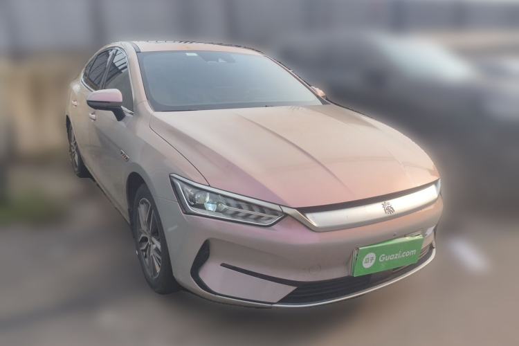 Used BYD Qin PLUS 2023 Champion Edition EV 510KM Excellence Model Front Right 45 Deg