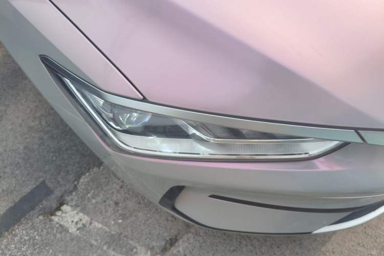 Used BYD Qin PLUS 2023 Champion Edition EV 510KM Excellence Model Right Front Headlight