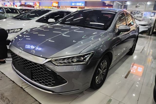 Ojetý BYD Qin PLUS 2023 Champion Edition DM-i 55KM Leading Model