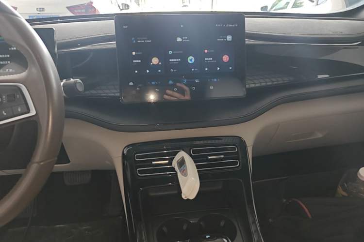 Used BYD Qin PLUS 2023 Champion Edition DM-i 55KM Leading Model Audio And AC Panel