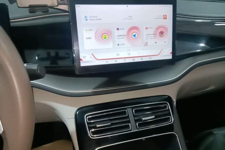 Used BYD Qin PLUS 2023 Champion Edition DM-i 55KM Superior Model Audio And AC Panel