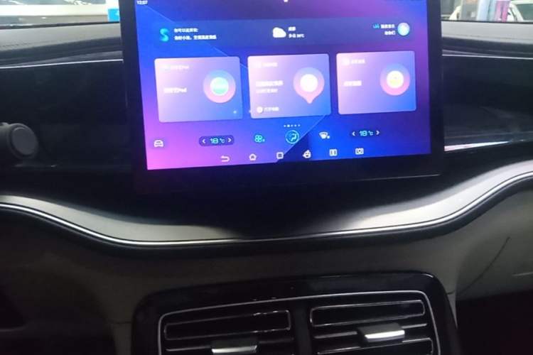 Used BYD Qin PLUS 2023 Champion Edition DM-i 55KM Superior Model Audio And AC Panel