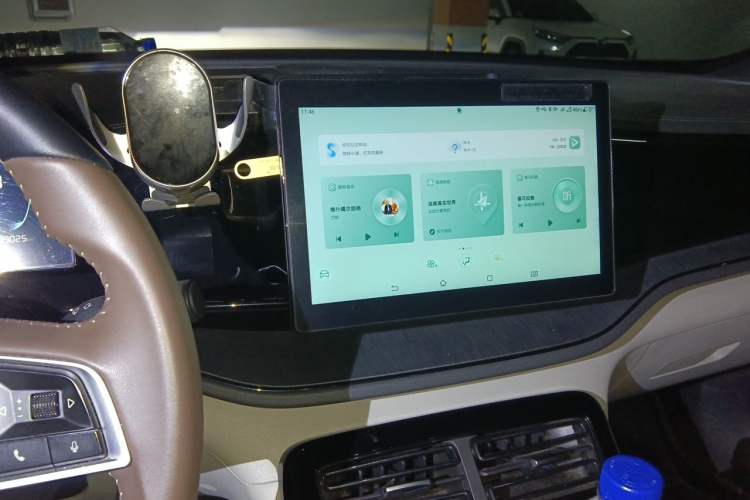 Used BYD Qin PLUS 2023 Champion Edition DM-i 55KM Leading Model Audio And AC Panel