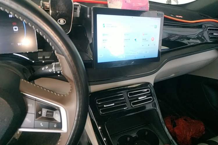 Used BYD Qin PLUS 2023 Champion Edition DM-i 55KM Leading Model Audio And AC Panel