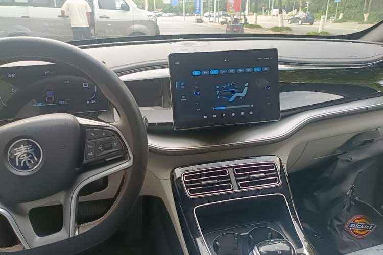 Used BYD Qin PLUS 2023 Champion Edition EV 510KM Beyond Model Audio And AC Panel