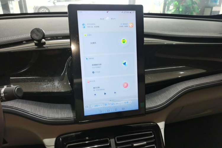 Used BYD Qin PLUS 2023 Champion Edition DM-i 55KM Leading Model Audio And AC Panel