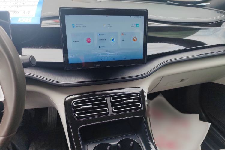 Used BYD Qin PLUS 2023 Champion Edition DM-i 55KM Leading Model Audio And AC Panel