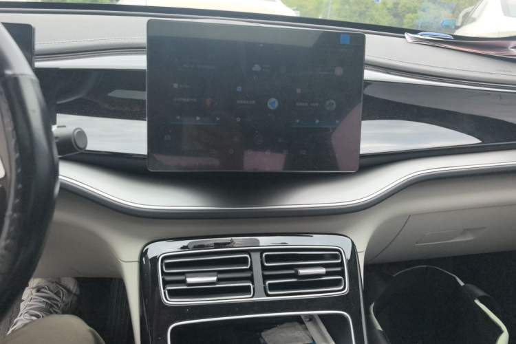 Used BYD Qin PLUS 2023 Champion Edition DM-i 55KM Superior Model Audio And AC Panel
