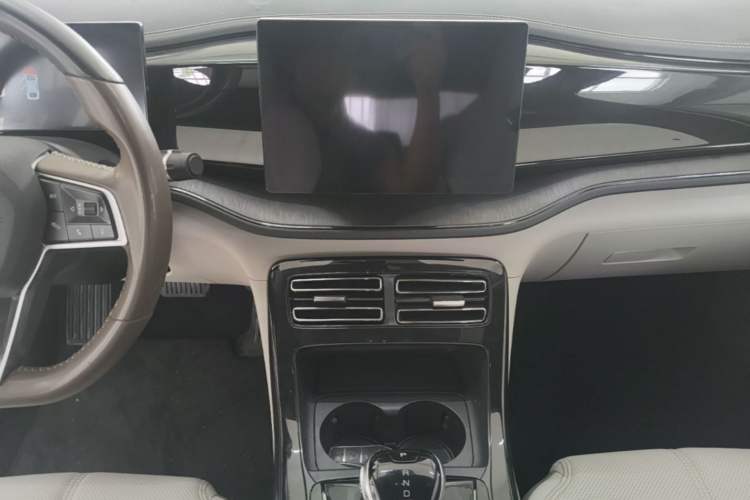 Used BYD Qin PLUS 2023 Champion Edition DM-i 55KM Leading Model Audio And AC Panel