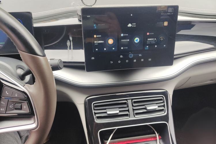 Used BYD Qin PLUS 2023 Champion Edition EV 510KM Leading Model Audio And AC Panel