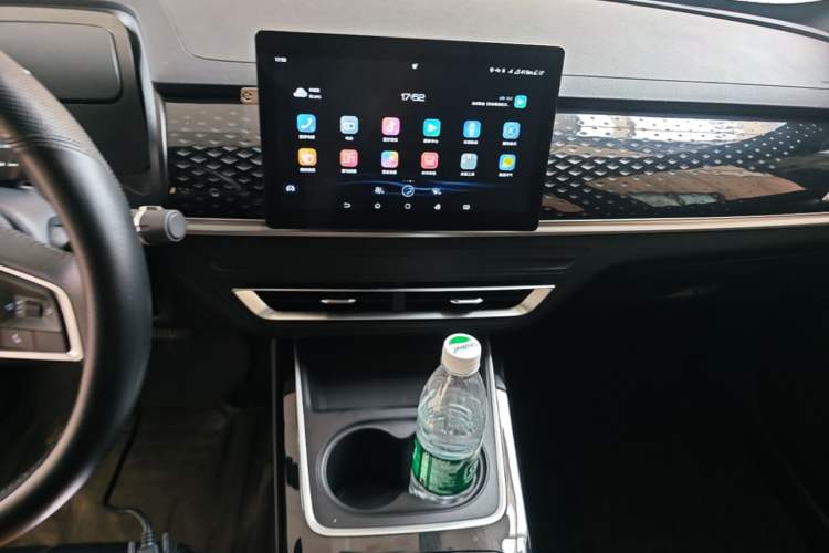 Used BYD Qin PLUS 2023 EV 510KM Travel Edition Audio And AC Panel