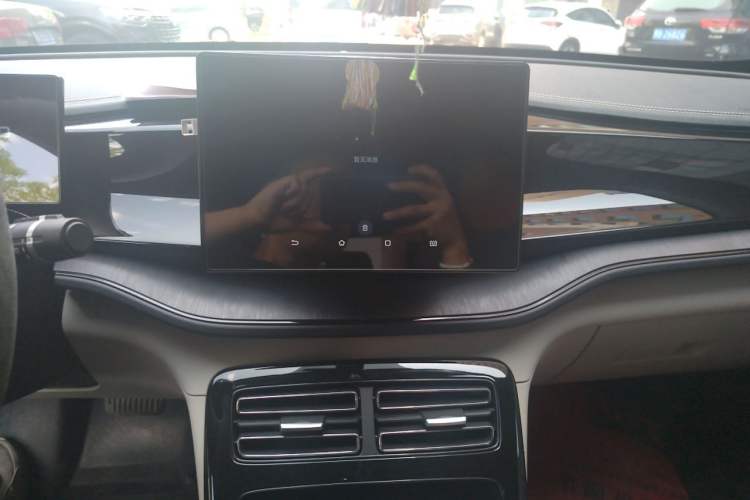 Used BYD Qin PLUS 2023 Champion Edition DM-i 55KM Leading Model Audio And AC Panel