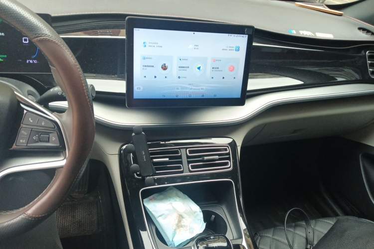 Used BYD Qin PLUS 2023 Champion Edition EV 420KM Leading Model Audio And AC Panel