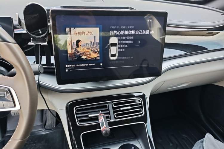 Used BYD Qin PLUS 2023 Champion Edition DM-i 55KM Superior Model Audio And AC Panel