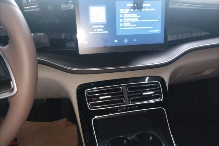 Used BYD Qin PLUS 2023 Champion Edition EV 510KM Beyond Model Audio And AC Panel