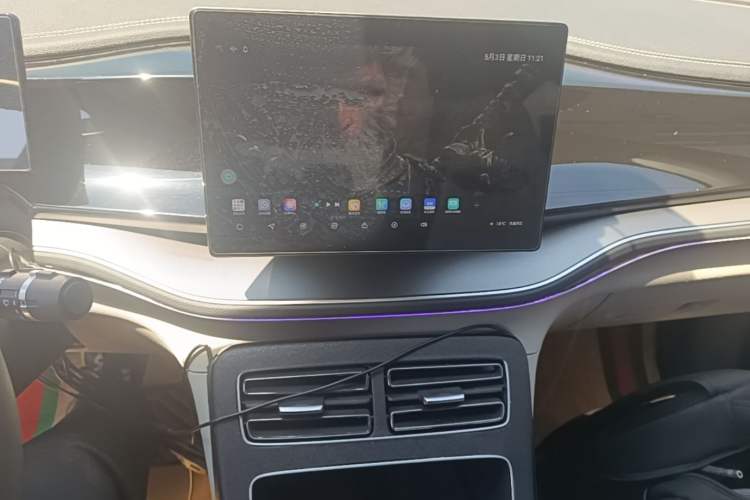 Used BYD Qin PLUS 2023 Champion Edition DM-i 55KM Superior Model Audio And AC Panel