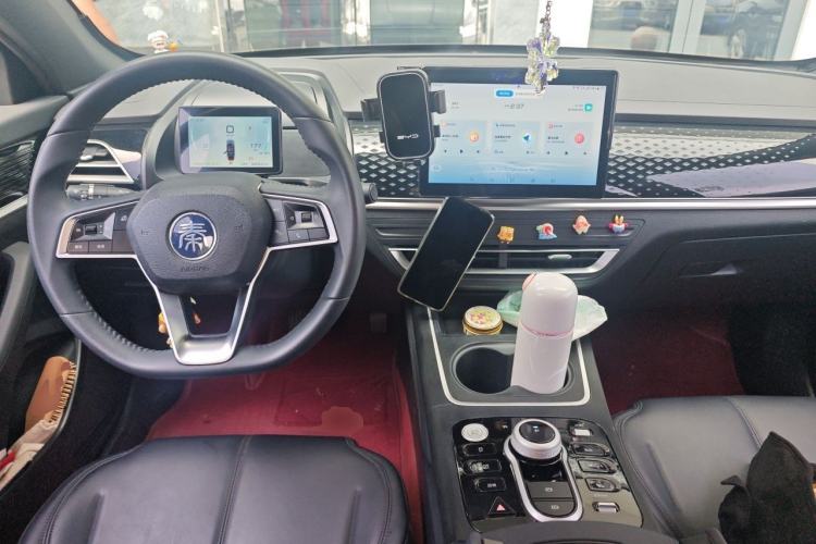 Used BYD Qin PLUS 2023 EV 510KM Travel Edition Center Console