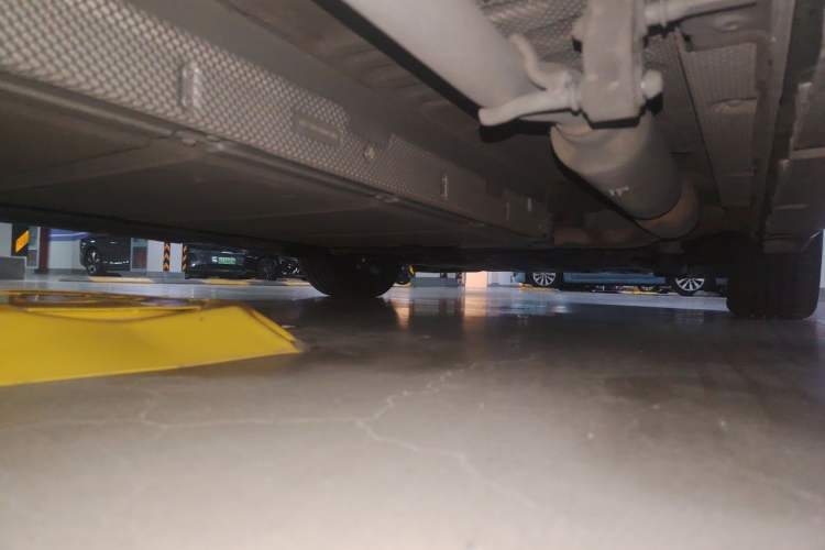 Used BYD Qin PLUS 2023 Champion Edition DM-i 55KM Superior Model Chassis Front