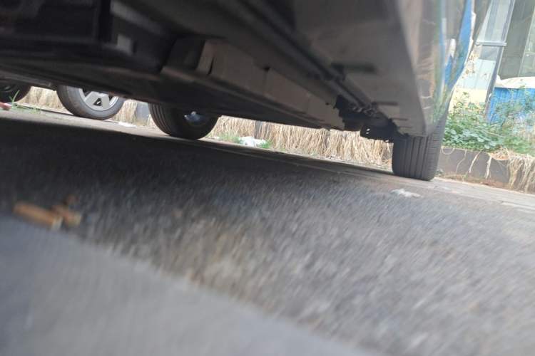 Used BYD Qin PLUS 2023 Champion Edition DM-i 120KM Beyond Model Chassis Front Left