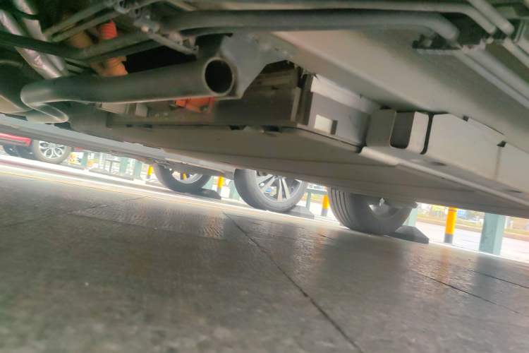 Used BYD Qin PLUS 2023 Champion Edition DM-i 120KM Leading Model Chassis Front Left