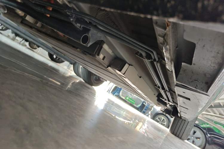 Used BYD Qin PLUS 2023 Champion Edition DM-i 120KM Beyond Model Chassis Front Left