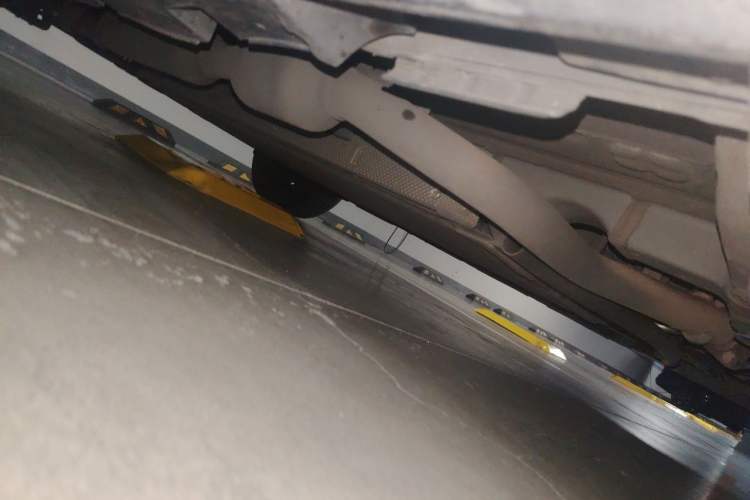 Used BYD Qin PLUS 2023 Champion Edition DM-i 55KM Superior Model Chassis Front Right