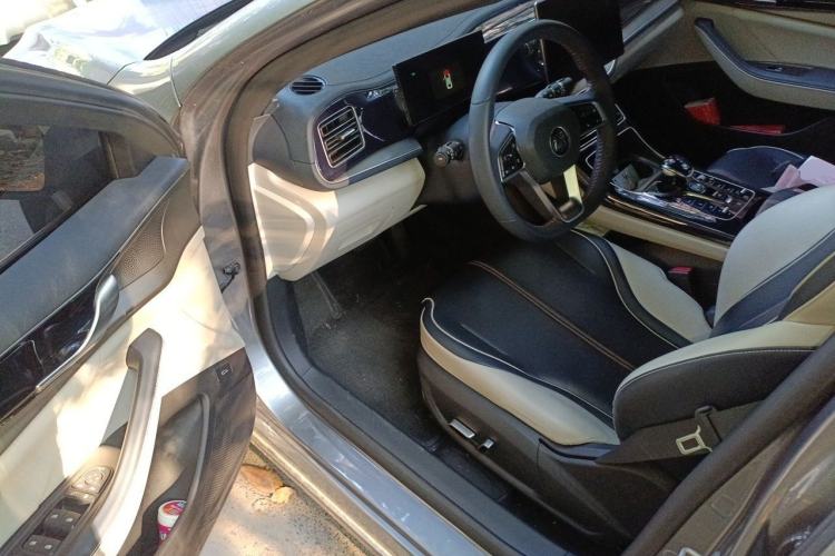 Used BYD Qin PLUS 2023 Champion Edition DM-i 120KM Beyond Model Driver Seat