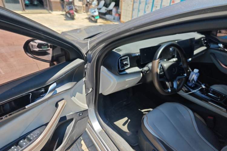 Used BYD Qin PLUS 2023 EV 510KM Travel Edition Driver Seat