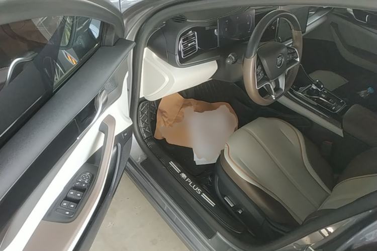 Used BYD Qin PLUS 2023 Champion Edition EV 510KM Excellence Model Driver Seat