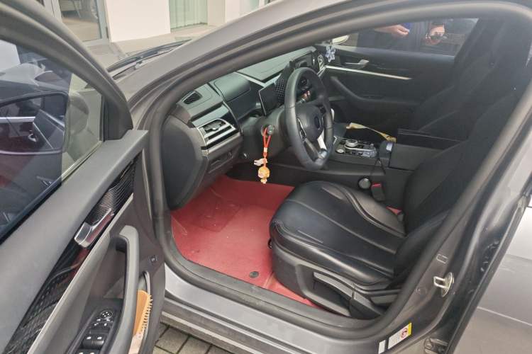 Used BYD Qin PLUS 2023 EV 510KM Travel Edition Driver Seat