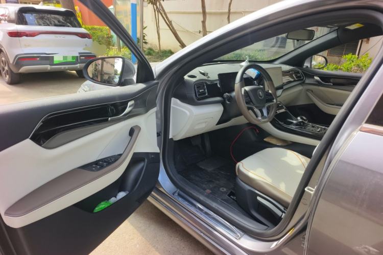 Used BYD Qin PLUS 2023 Champion Edition EV 420KM Leading Model Driver Seat
