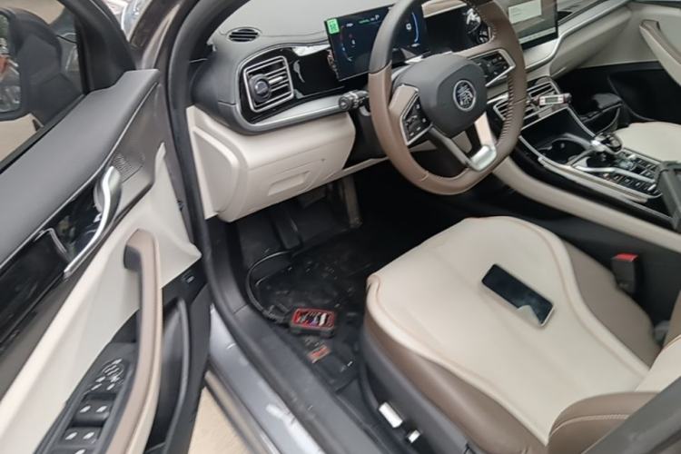 Used BYD Qin PLUS 2023 Champion Edition DM-i 55KM Superior Model Driver Seat