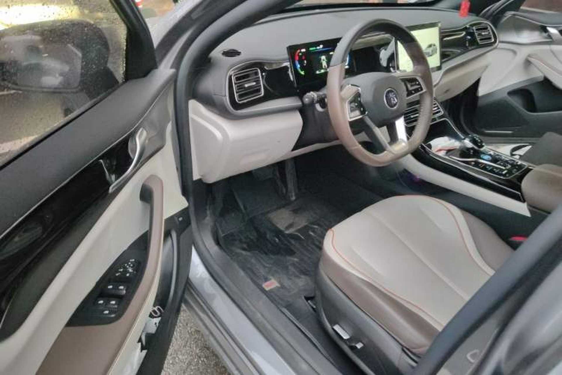 Used BYD Qin PLUS 2023 Champion Edition DM-i 55KM Superior Model Driver Seat