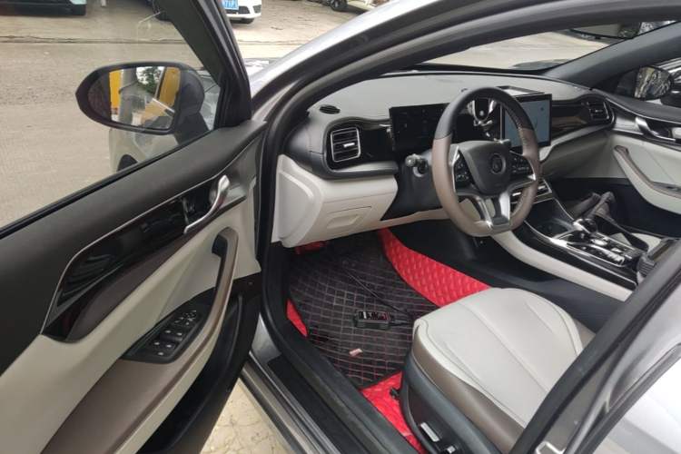 Used BYD Qin PLUS 2023 Champion Edition EV 510KM Beyond Model Driver Seat