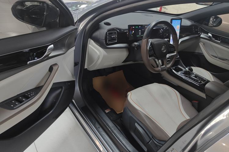 Used BYD Qin PLUS 2023 Champion Edition EV 420KM Leading Model Driver Seat