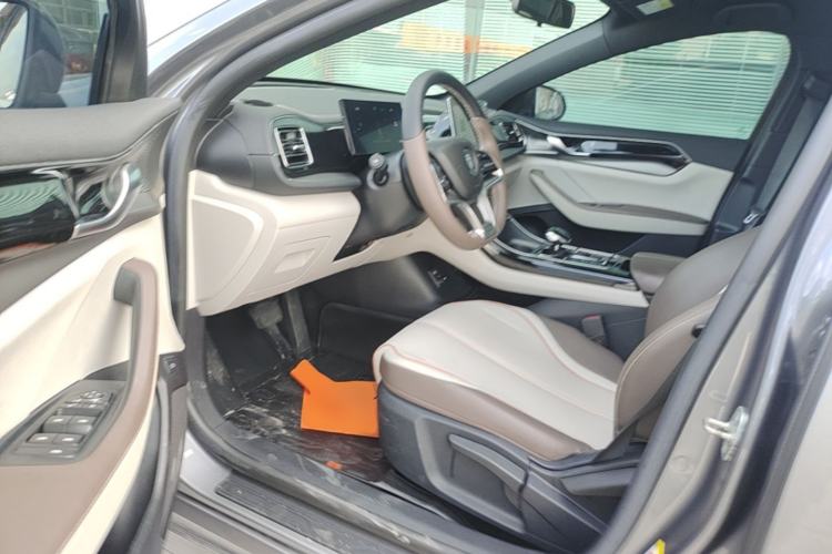 Used BYD Qin PLUS 2023 Champion Edition EV 510KM Leading Model Driver Seat