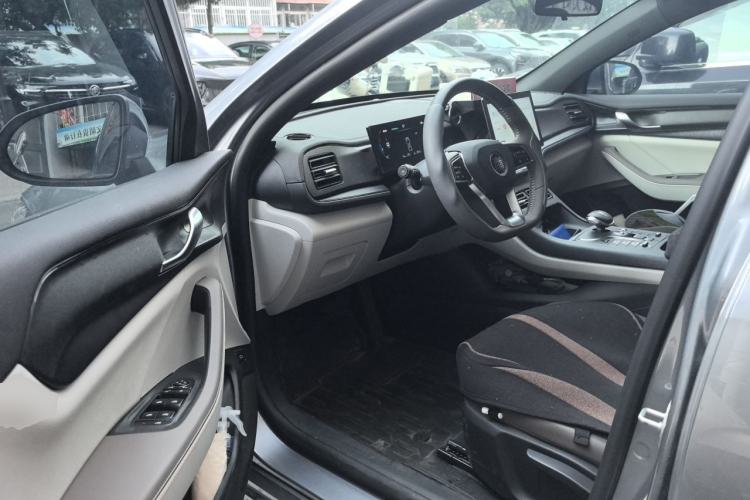 Used BYD Qin PLUS 2023 Champion Edition DM-i 55KM Leading Model Driver Seat
