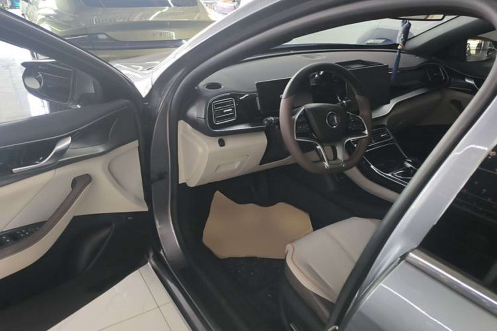Used BYD Qin PLUS 2023 Champion Edition EV 510KM Beyond Model Driver Seat